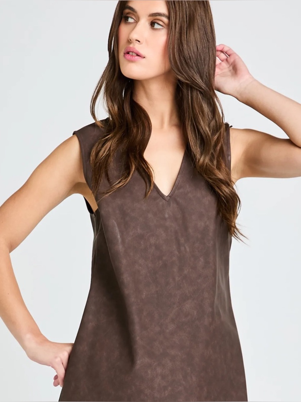 Savida Sleeveless V-Neck Faux Leather Shift Dress in Brown M - Picture 2 of 7